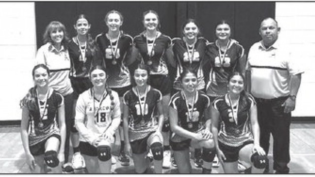 Lady Mustangs’ 8th-grade A volleyball team sweeps to tournament title